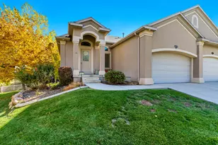 341 E Edgemont Dr S, North Salt Lake, UT 84054 - Photo 36