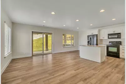 341 E Edgemont Dr S, North Salt Lake, UT 84054 - Photo 10