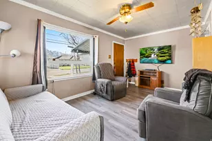 4548 S Box Elder St, Murray, UT 84107 - Photo 8