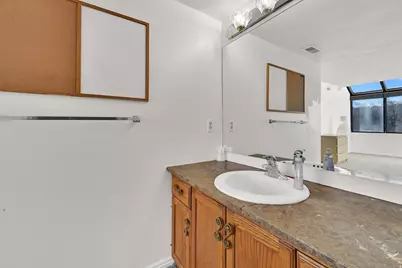 115 S 1100 E #705, Salt Lake City, UT 84102 - Photo 12