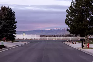 8867 S Easthills Dr E, Sandy, UT 84093 - Photo 88