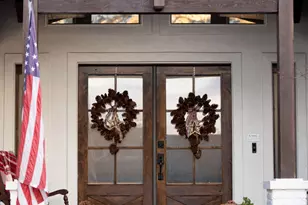 8867 S Easthills Dr E, Sandy, UT 84093 - Photo 4