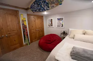 8867 S Easthills Dr E, Sandy, UT 84093 - Photo 58