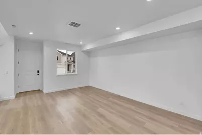 12667 S Glacier Trail Ln #132, Herriman, UT 84096 - Photo 8