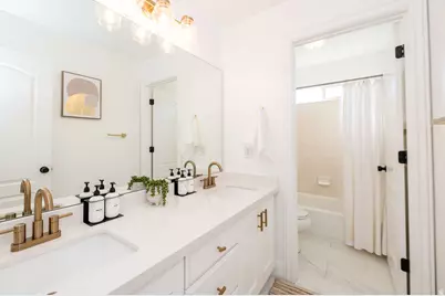 4222 W Chestnut View Dr Dr, South Jordan, UT 84009 - Photo 48