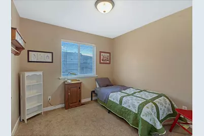 7817 N Blue Spruce Rd E, Eagle Mountain, UT 84005 - Photo 12