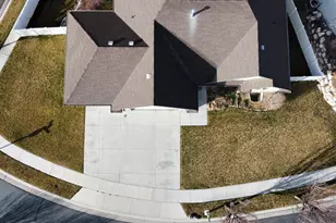 7817 N Blue Spruce Rd E, Eagle Mountain, UT 84005 - Photo 26