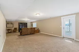 7817 N Blue Spruce Rd E, Eagle Mountain, UT 84005 - Photo 22