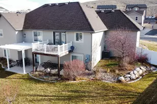 7817 N Blue Spruce Rd E, Eagle Mountain, UT 84005 - Photo 24