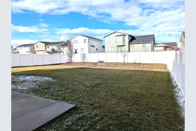 2928 W 2075 S, Syracuse, UT 84075 - Photo 4