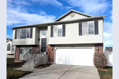 2928 W 2075 S, Syracuse, UT 84075 - Photo 2