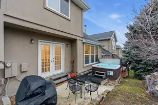 3581 E Lone Brook Ln, Salt Lake City, UT 84121 - Photo 4