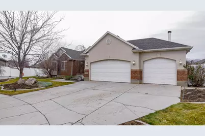 1862 W 1690 S, Woods Cross, UT 84087 - Photo 1