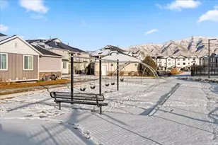 1792 E Skyline Dr, Eagle Mountain, UT 84005 - Photo 20