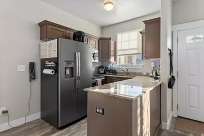 1792 E Skyline Dr #G 5, Eagle Mountain, UT 84005 - Photo 8