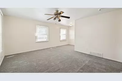 62 Villa Dr, Clearfield, UT 84015 - Photo 4