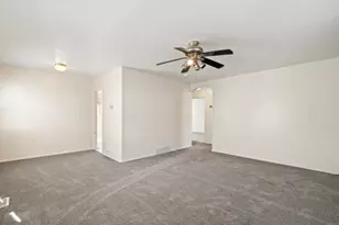 62 Villa Dr, Clearfield, UT 84015 - Photo 4