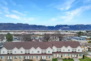 1045 S 1200 W, Marriott-Slaterville City, UT 84404 - Photo 2