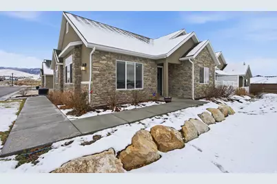 237 E 960 N #D, Tooele, UT 84074 - Photo 20