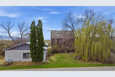 1811 W 2000 S, Lewiston, UT 84320 - Photo 18