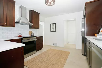 110 E Greenwood Ave S, Midvale, UT 84047 - Photo 4