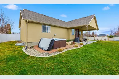 8089 S Red Castle Way S, West Jordan, UT 84081 - Photo 32