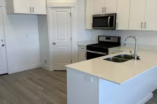 925 N 900 W, Tremonton, UT 84337 - Photo 4