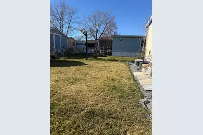 8400 S 4000 W #195, West Jordan, UT 84088 - Photo 16
