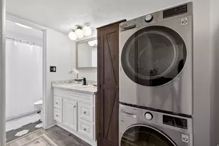 73 N F St, Salt Lake City, UT 84103 - Photo 16