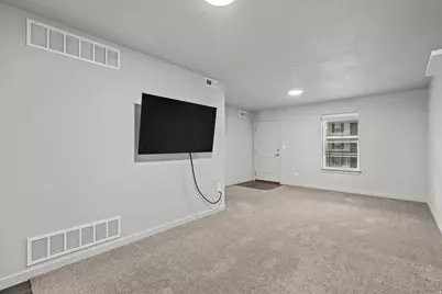 64 W 600 S #C205, Springville, UT 84663 - Photo 8