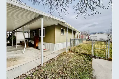 11313 S 265 E, Sandy, UT 84070 - Photo 2