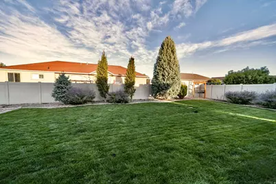 108 N Balsam Way, Price, UT 84501 - Photo 6