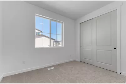 1822 E Kern Mtn, Eagle Mountain, UT 84005 - Photo 4