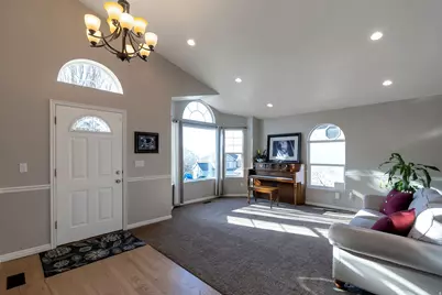 294 N Springridge Dr E, North Salt Lake, UT 84054 - Photo 2