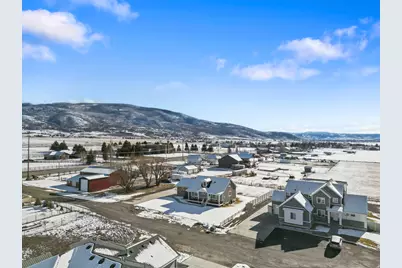 45 W 3155 N, Marion, UT 84036 - Photo 6