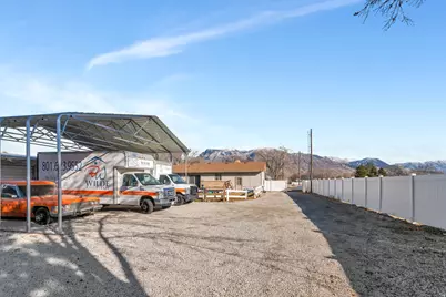 9505 N 6050 W, Highland, UT 84003 - Photo 12