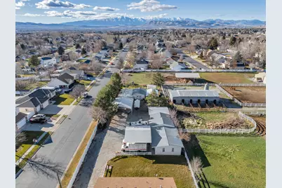 9505 N 6050 W, Highland, UT 84003 - Photo 28