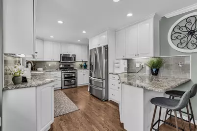 7885 S Manzano Dr, Sandy, UT 84093 - Photo 10