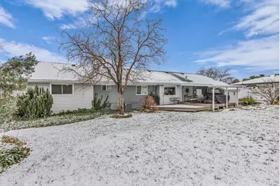 7885 S Manzano Dr, Sandy, UT 84093 - Photo 32