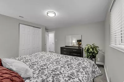 7885 S Manzano Dr, Sandy, UT 84093 - Photo 26