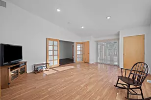 1610 E Moor Dale Ln S, Holladay, UT 84117 - Photo 12