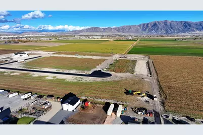 8321 W 10800 N #35, Tremonton, UT 84337 - Photo 10