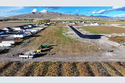 8321 W 10800 N #35, Tremonton, UT 84337 - Photo 6