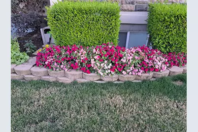 4535 W Honeycut Cir, Cedar Hills, UT 84062 - Photo 32