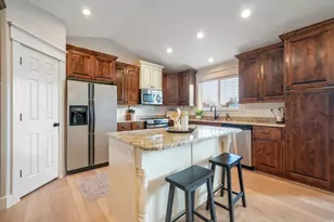 4535 W Honeycut Cir, Cedar Hills, UT 84062 - Photo 6