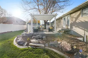 4535 W Honeycut Cir, Cedar Hills, UT 84062 - Photo 40