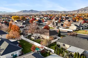 4535 W Honeycut Cir, Cedar Hills, UT 84062 - Photo 42