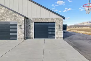 435 E 100 N, Mona, UT 84645 - Photo 36