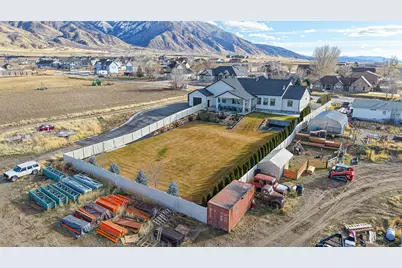 435 E 100 N, Mona, UT 84645 - Photo 46