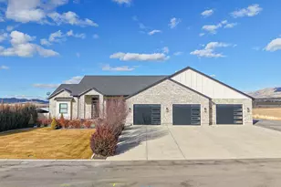 435 E 100 N, Mona, UT 84645 - Photo 16